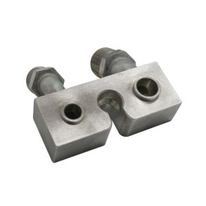 VINTAGE AIR #45018 Ford Compresson Block Fi tting 90degree -8 to -10